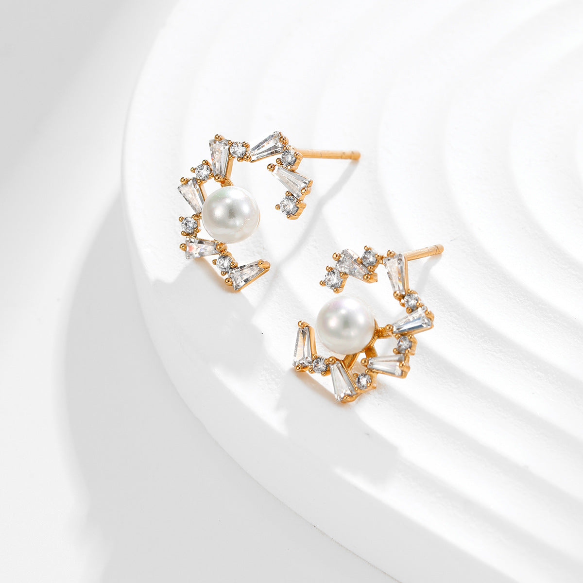 European and American minimalist geometric metal earrings(ER-P021)-Pearl